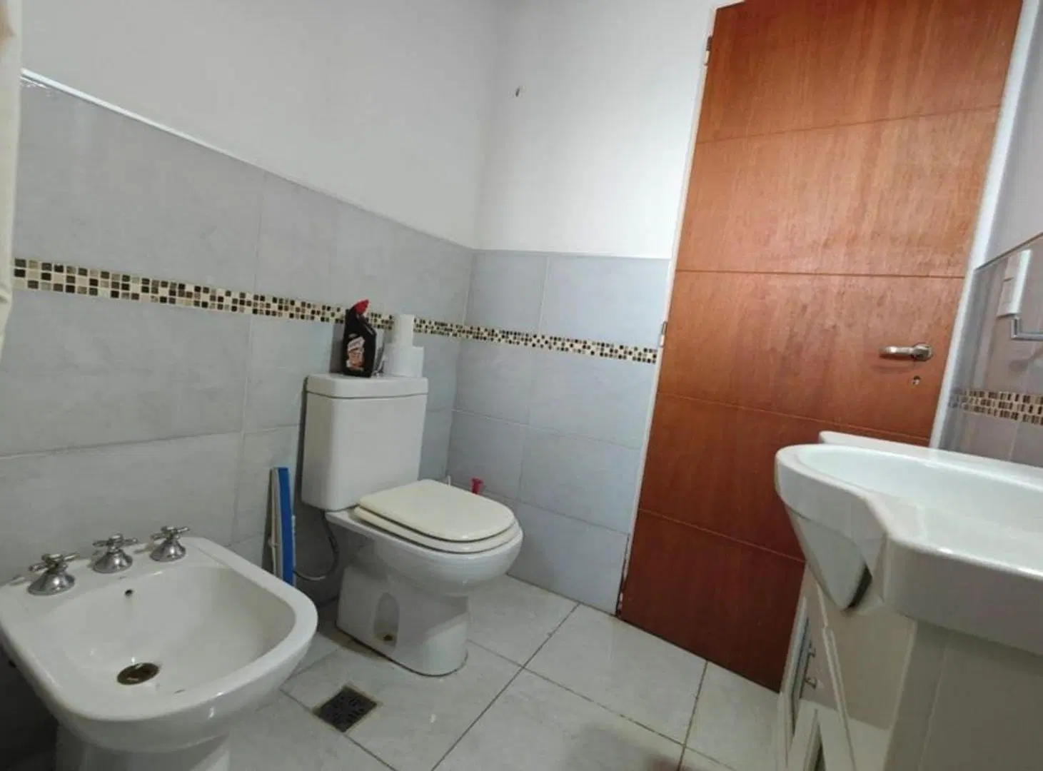 ALQUILER CASA EN FRUTOS GONZALEZ ESCOBAR 5