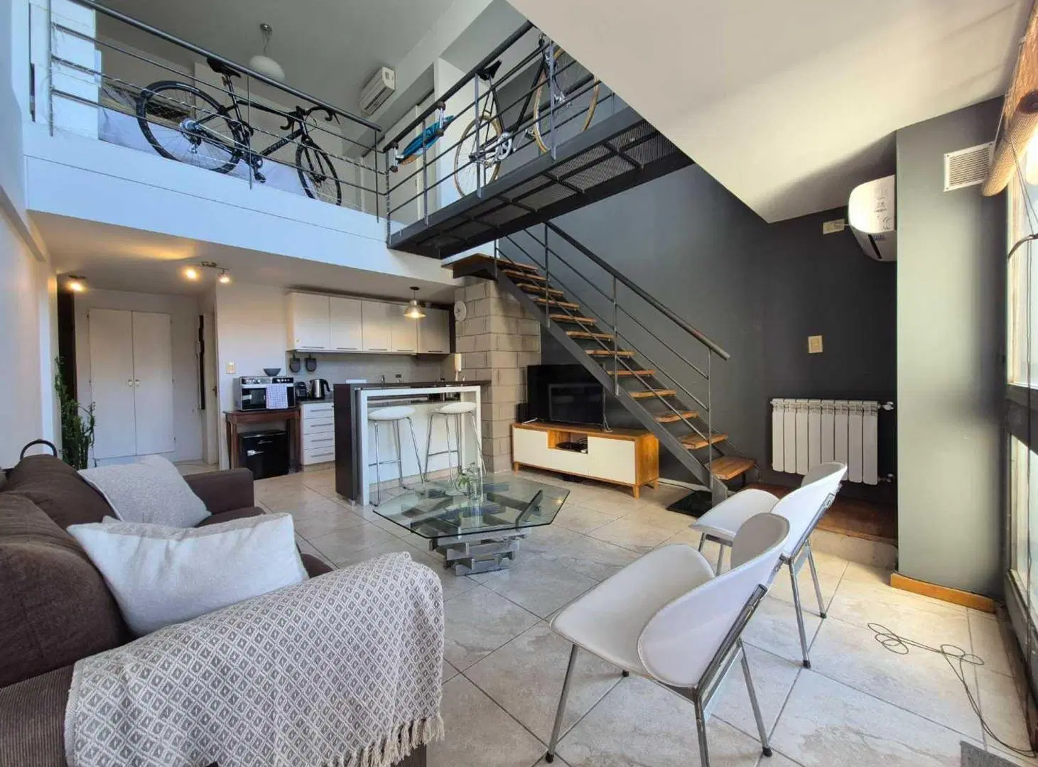VENTA 2AMB DUPLEX BALCON CHACARITA COLEGIALES 3