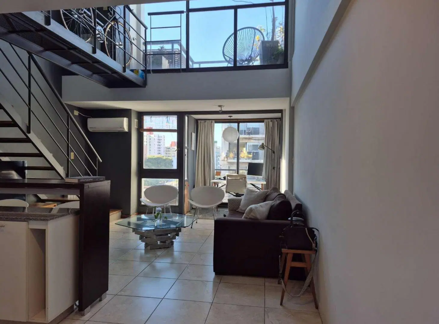 VENTA 2AMB DUPLEX BALCON CHACARITA COLEGIALES 2