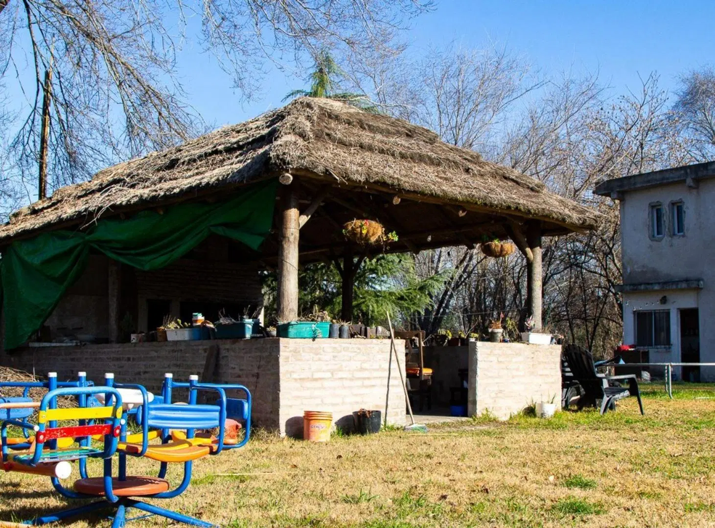 VENTA CASA 330 M² EN LOTE DE 2.531 M²- PILAR 5