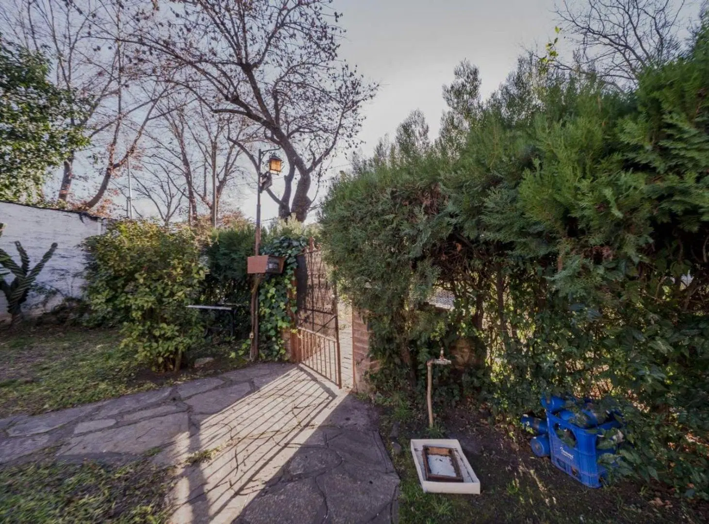 VENTA CASA VILLA ADELINA 8 AMBIENTES PERMUTA 5