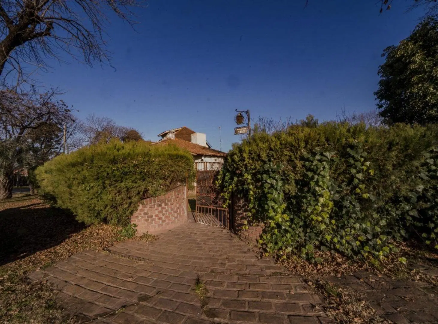 VENTA CASA VILLA ADELINA 8 AMBIENTES PERMUTA 4