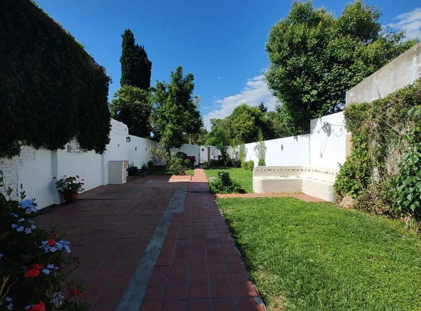 VENTA CASA 6 AMBIENTES EN EL CENTRO DE LUJAN 4