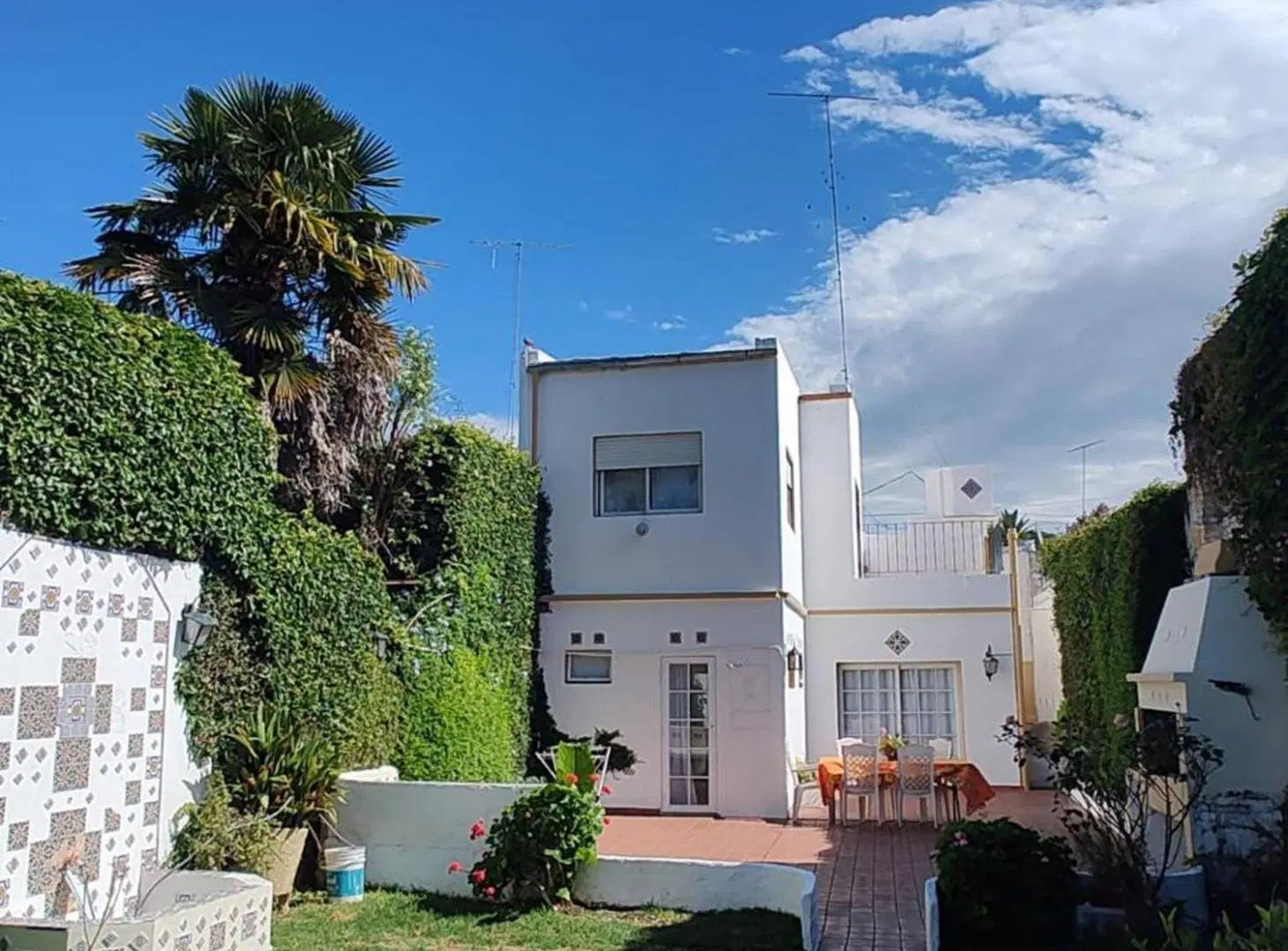 VENTA CASA 6 AMBIENTES EN EL CENTRO DE LUJAN 2