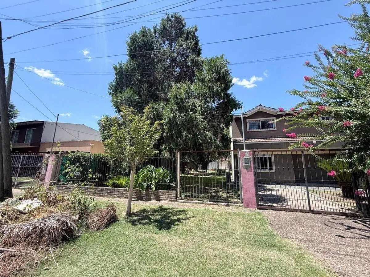 VENTA CASA 2 AMBIENTES SOBRE TERRENO DE 368 M2 8