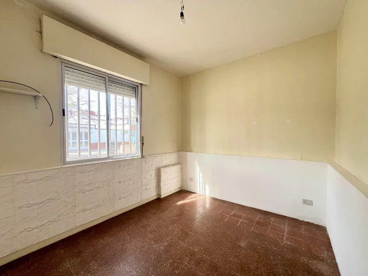 VENTA CASA 4 AMBIENTES PARQUE AVELLANEDA CABA 3