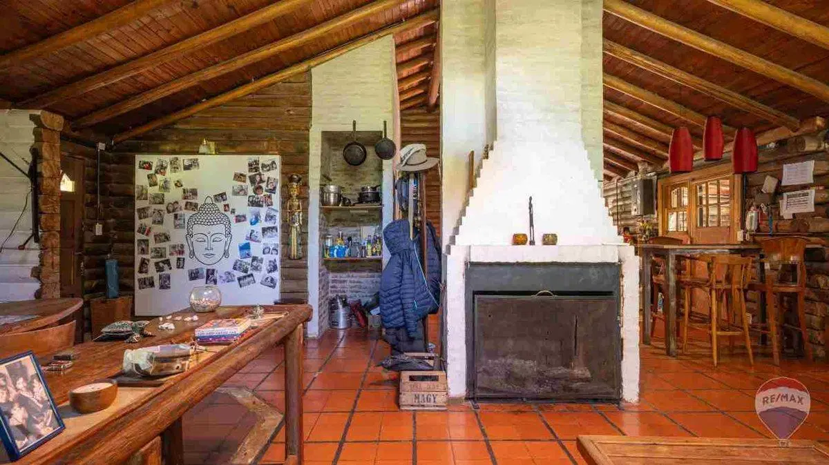 VENTA Casa en La Bota con gran lote 4