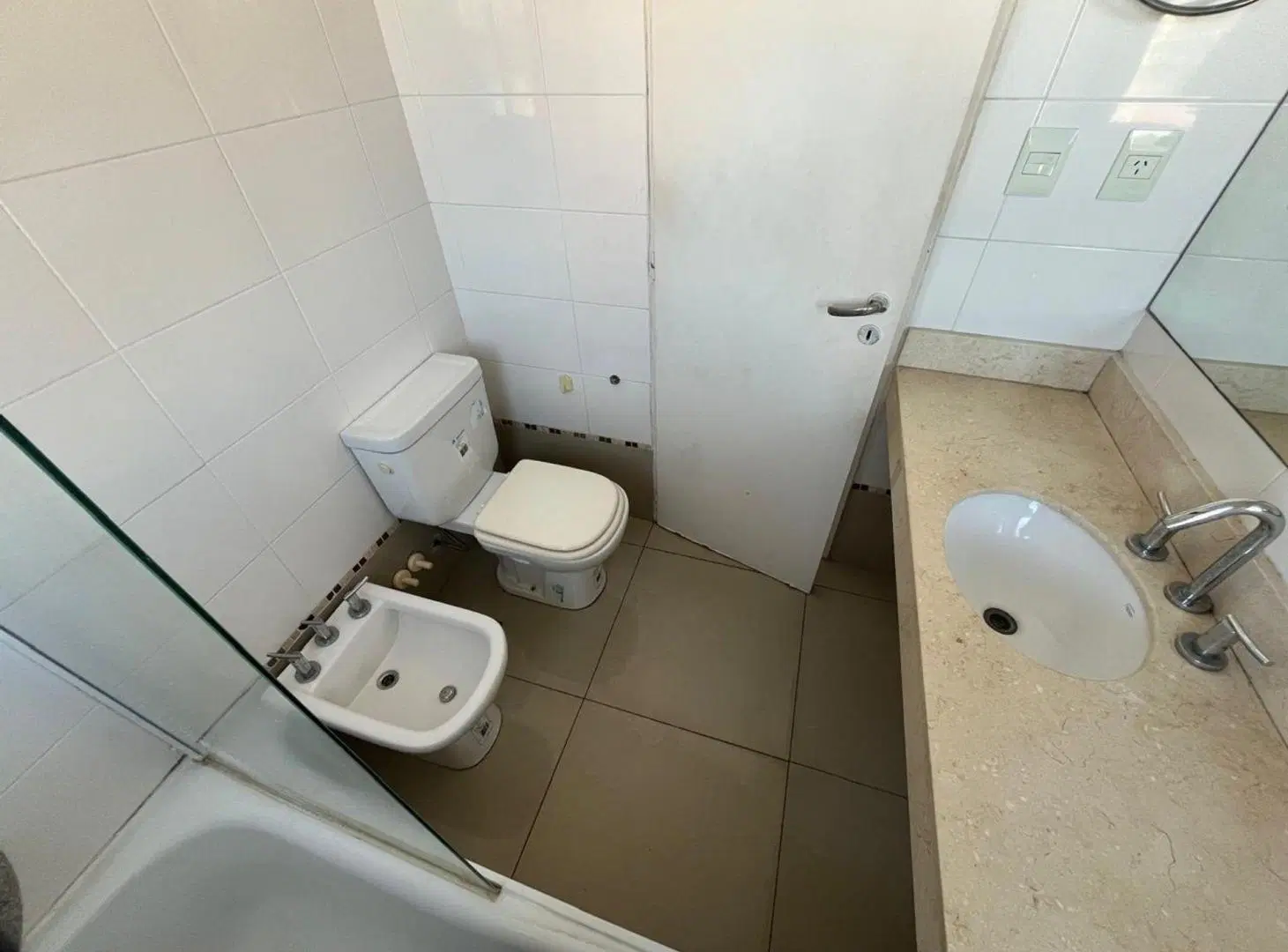 ALQUILER MONOAMBIENTE EN BECCAR CON BALCON/COCHERA 8