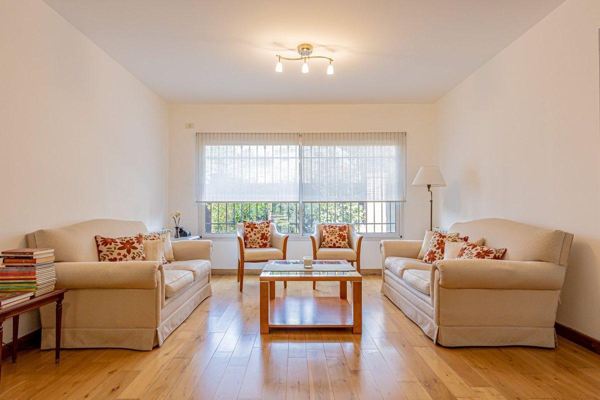 Foto de CASA 7 AMB BARRIO INGLES HURLINGHAM - APTO CREDITO, imagen 4