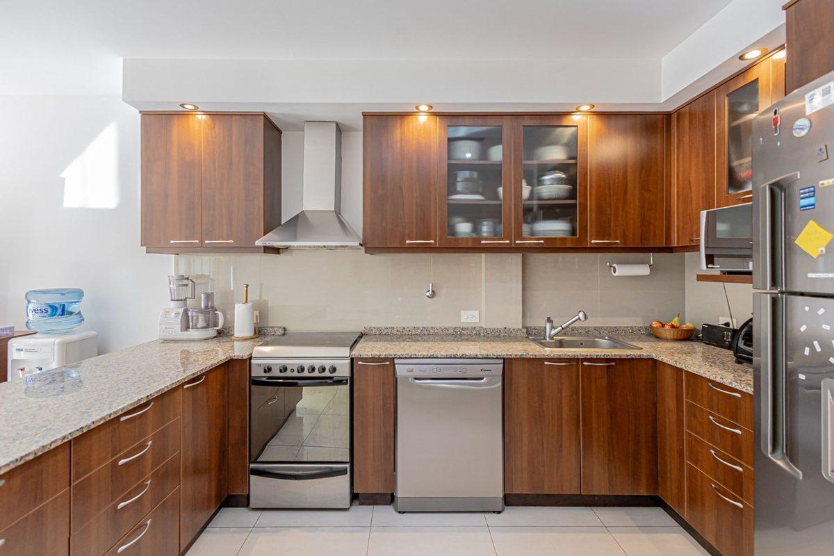 Foto de CASA 7 AMB BARRIO INGLES HURLINGHAM - APTO CREDITO, imagen 5