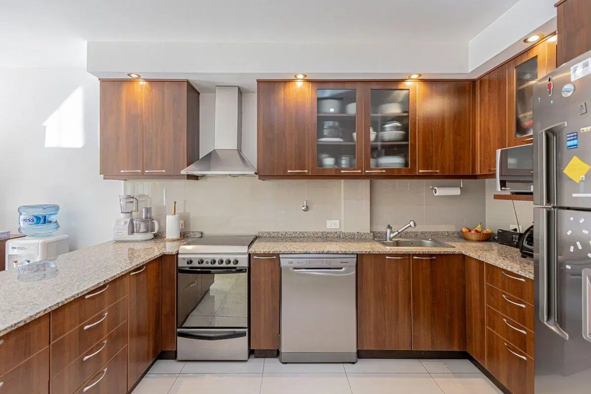 CASA 7 AMB BARRIO INGLES HURLINGHAM - APTO CREDITO 5