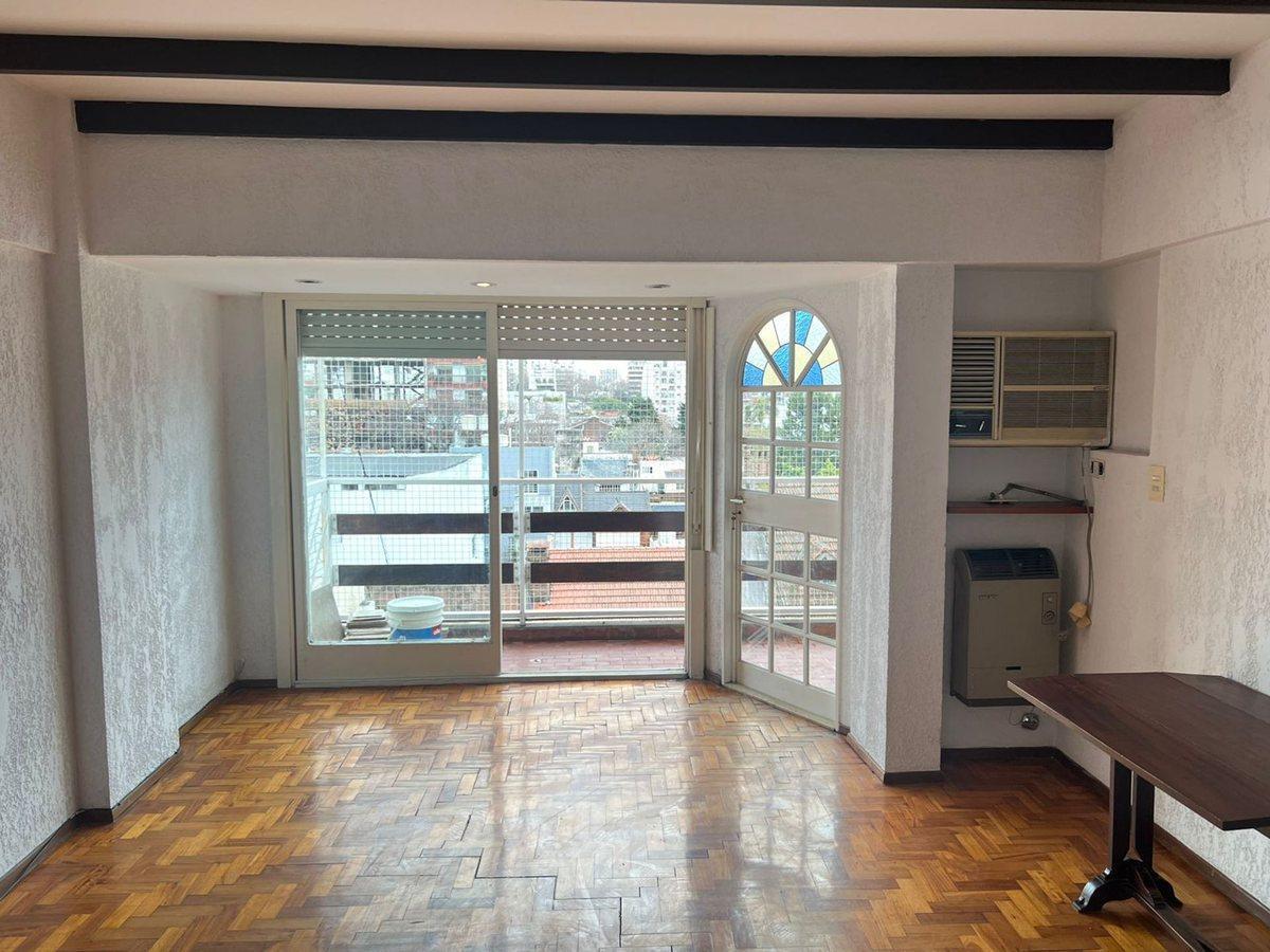 Foto de VENTA DEPARTAMENTO 3 AMBIENTES COCHERA COLEGIALES, imagen 2