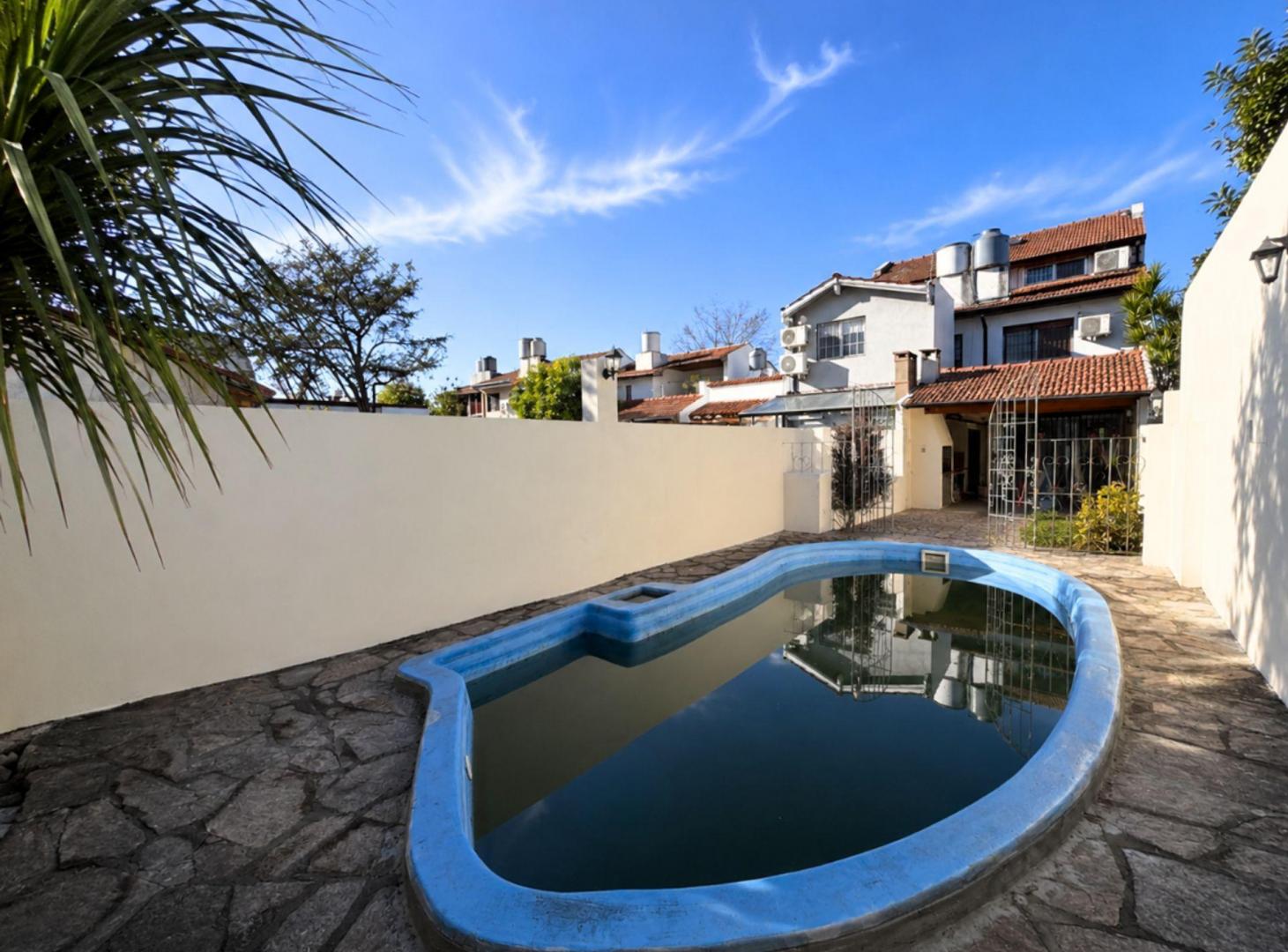 Foto de ALQUILER Excelente DUPLEX con Jardín y Pileta, imagen 3