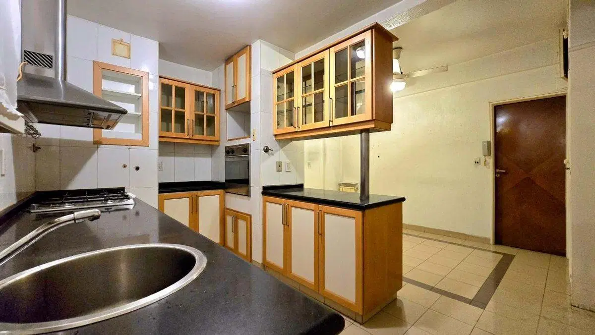 VENTA PISO DE 5 AMBIENTES EN BELGRANO -IMPRENTA- 3