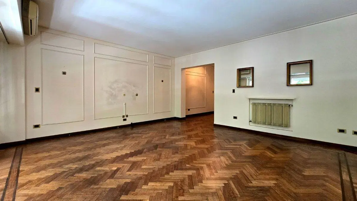 VENTA PISO DE 5 AMBIENTES EN BELGRANO -IMPRENTA- 1