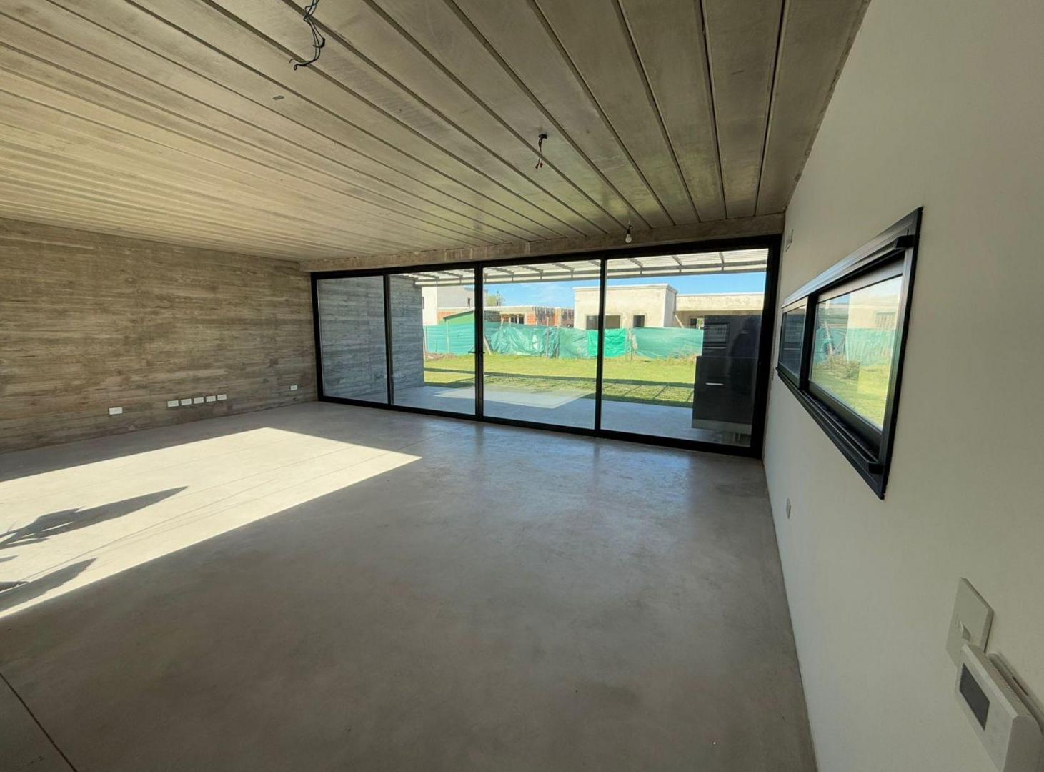 Foto de VENTA CASA 4 AMBIENTES A ESTRENAR PILAR DEL ESTE, imagen 2