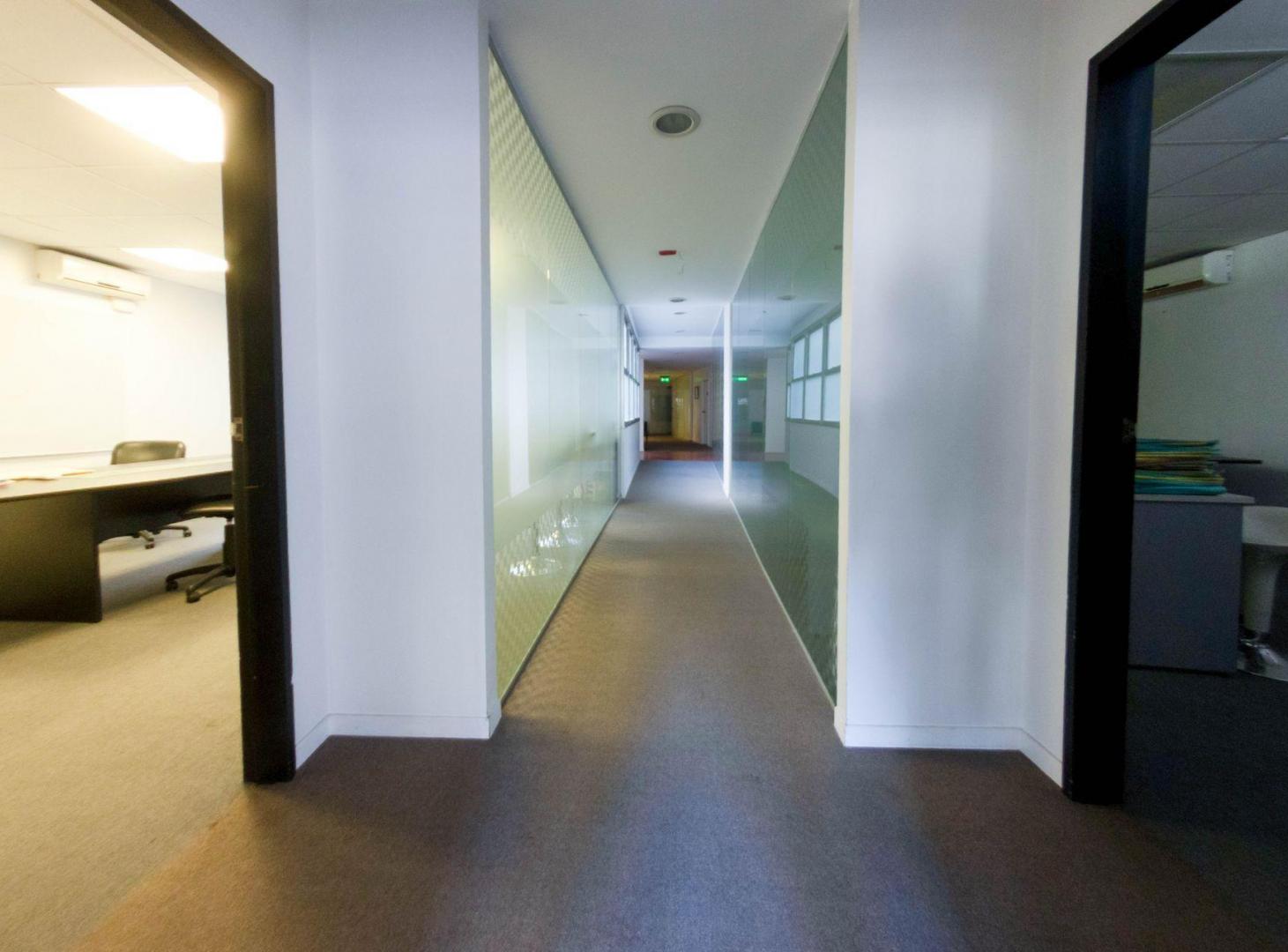 Foto de VENTA OFICINA 4 COCH IDEAL INVERSION MICROCENTRO, imagen 3