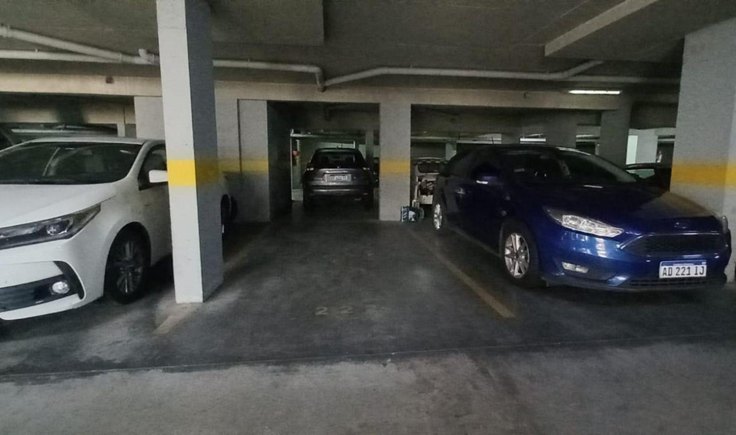 Foto de Cochera cubierta en venta en Beccar Plaza II, imagen 3