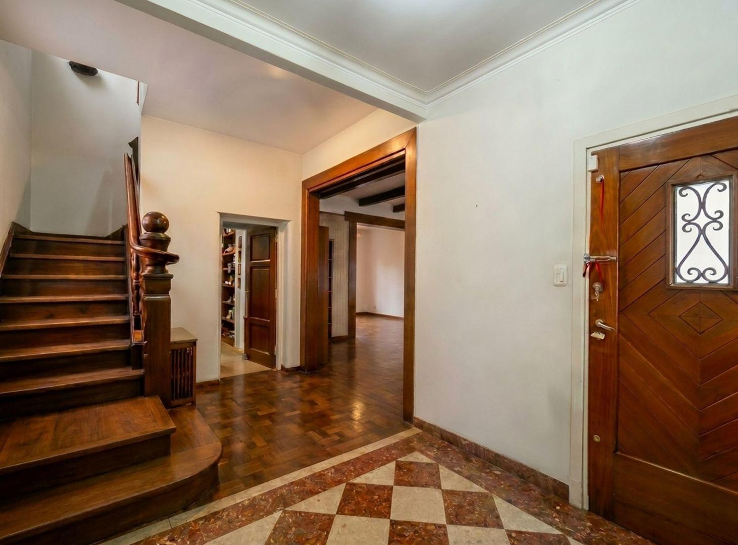 Foto de VENTA Casa Vicente López | Lote 584m² y 4 cocheras, imagen 1