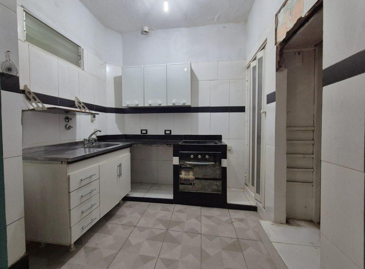 Foto de PH EN VENTA EN CIUDADELA 4 AMB C/TERRAZA Y QUINCHO, imagen 3