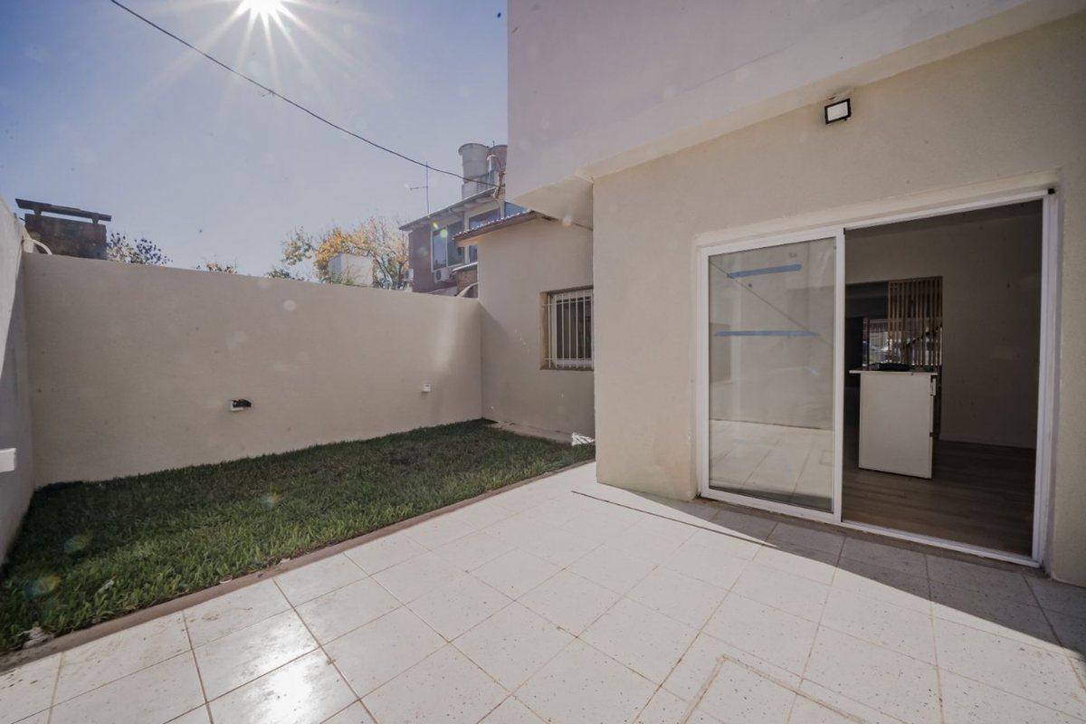 Foto de VENTA CASA 4 AMBIENTES VILLA ADELINA PERMUTA, imagen 4