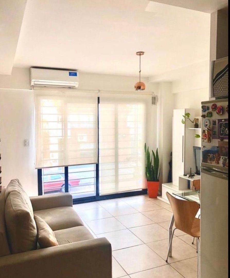 Foto de Venta PH con balcon y terraza en Va Urquiza, imagen 2