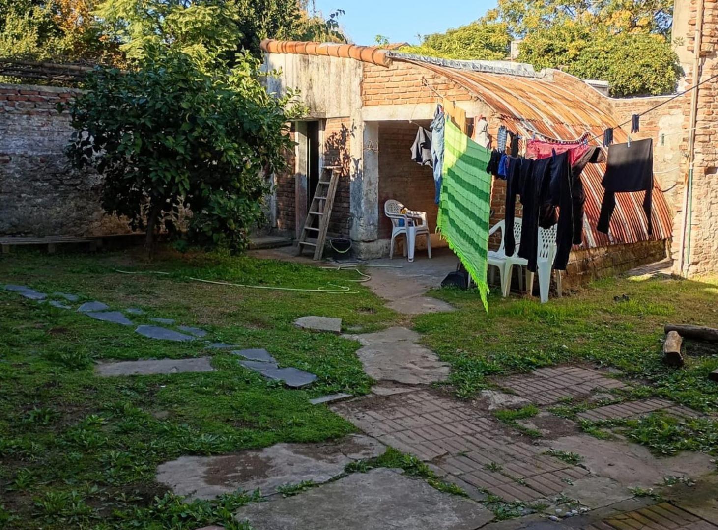 Foto de Venta casa 4 ambientes en Plátanos Berazategui, imagen 2