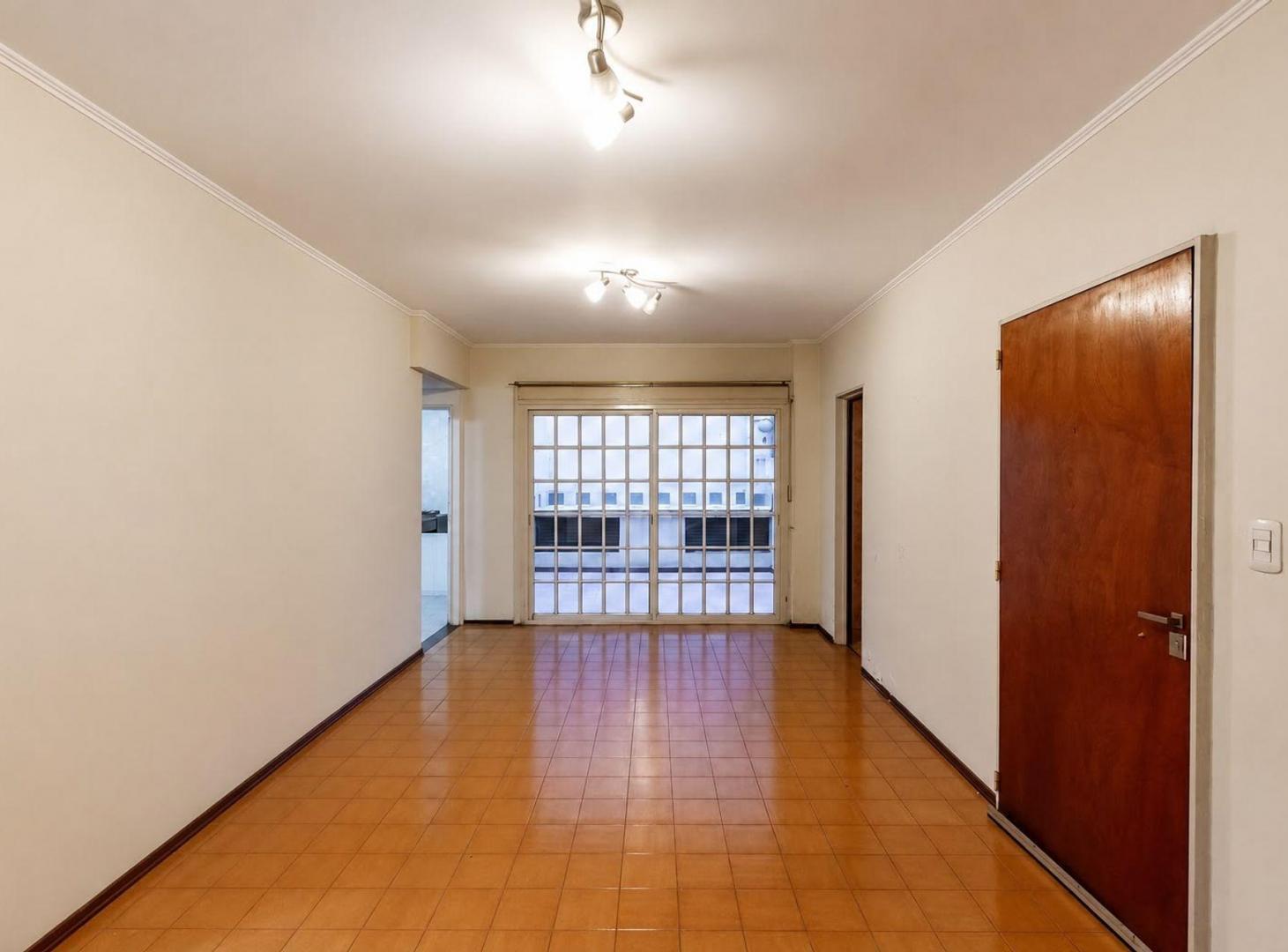 Foto de VENTA DEPARTAMENTO 3 AMB CON 2 PATIOS Y COCH, imagen 2