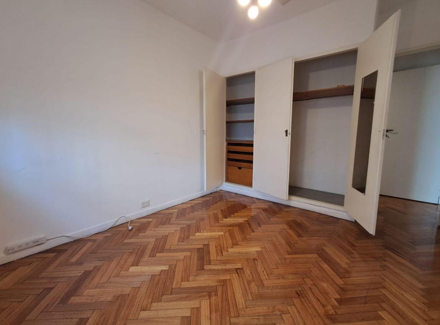 Foto de VENTA DEPARTAMENTO 2 ambientes con balcón BELGRANO, imagen 2