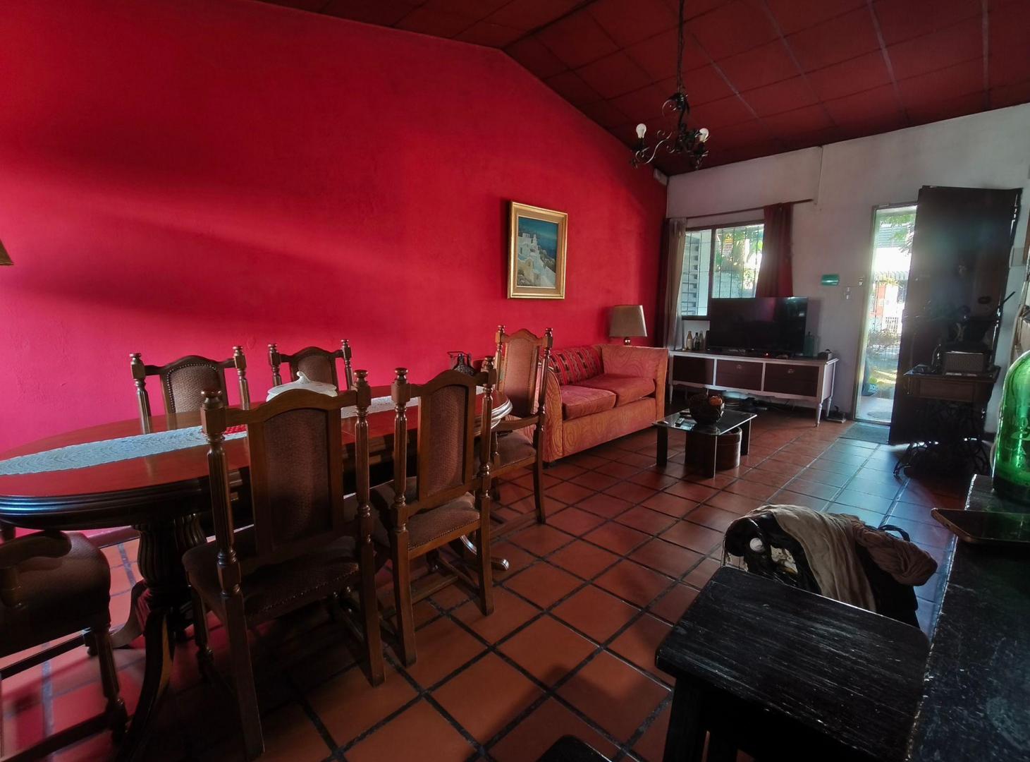 Foto de Casa 4 Amb. con Parque en Barrio FOECYT, imagen 4