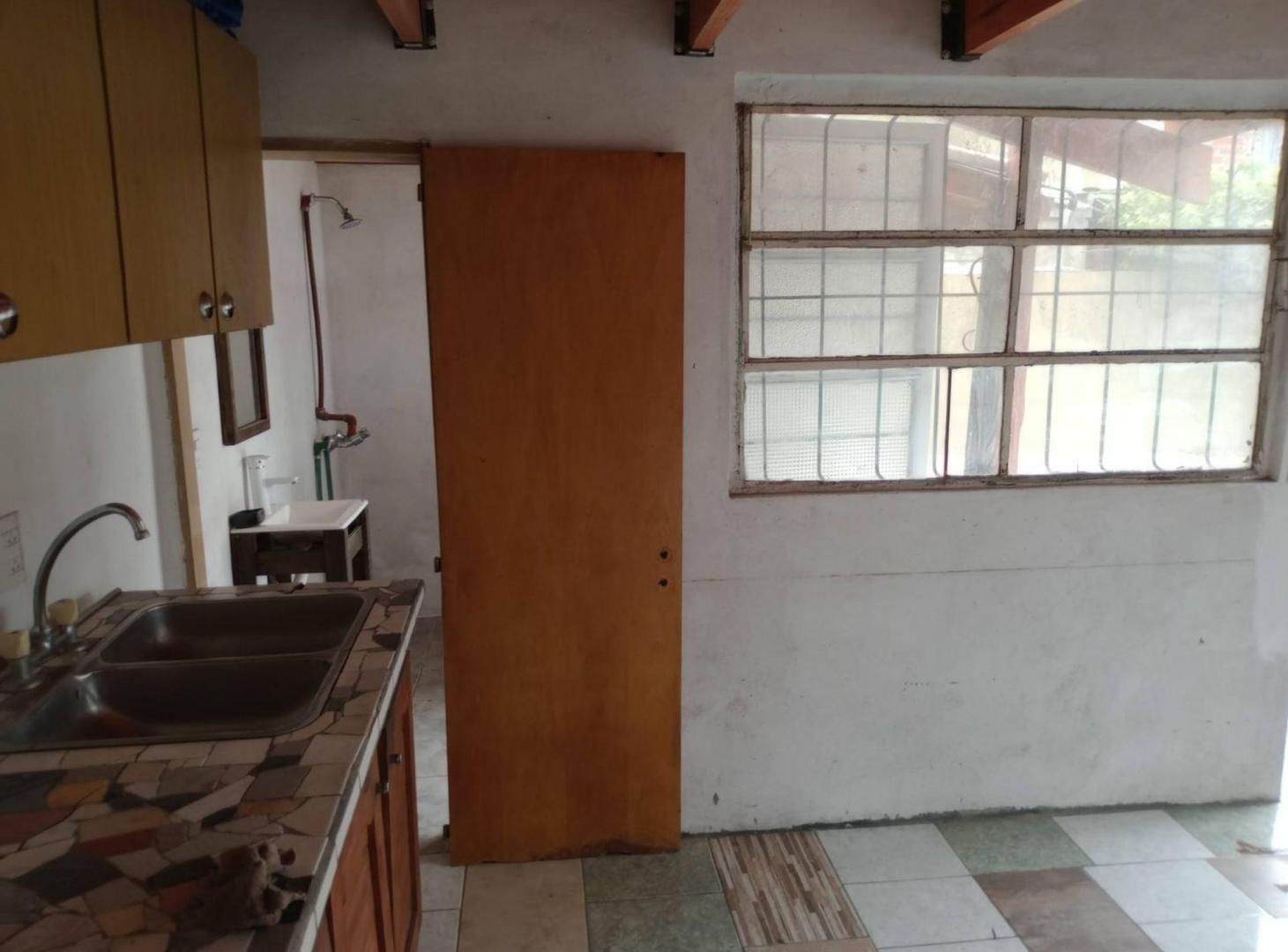 Foto de Casa en venta 2 pisos En Gregorio De Laferrere, imagen 4