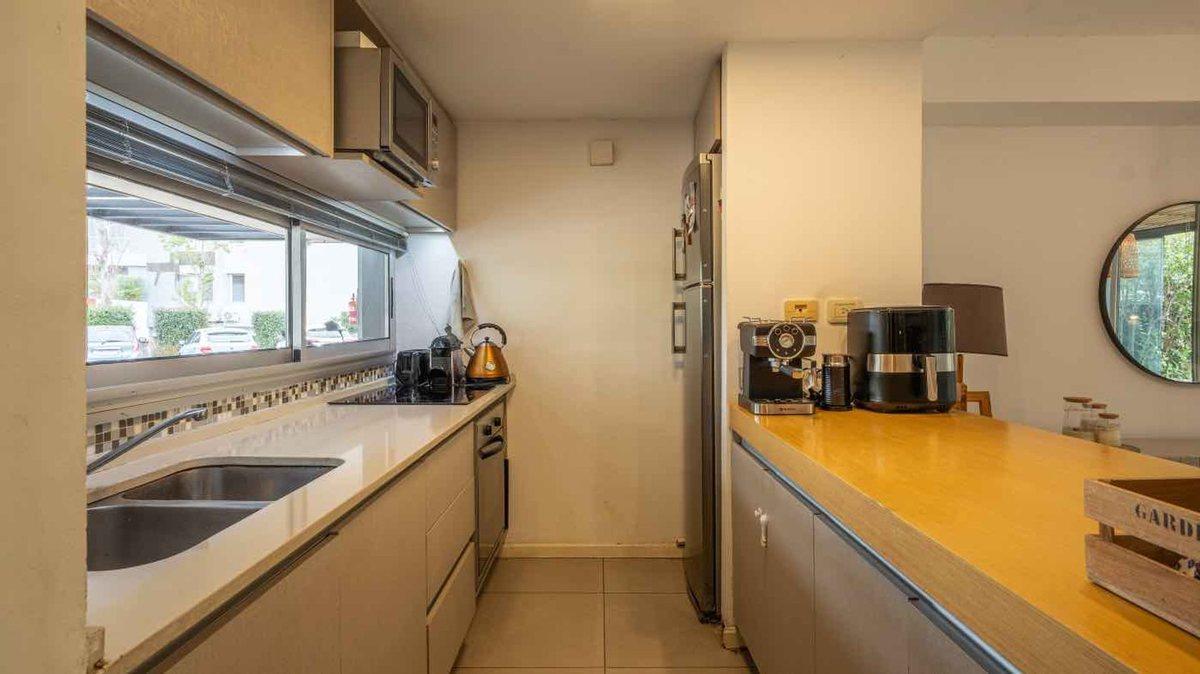 Foto de Venta duplex 4 ambientes La Mansa, Islas del Golf, imagen 3