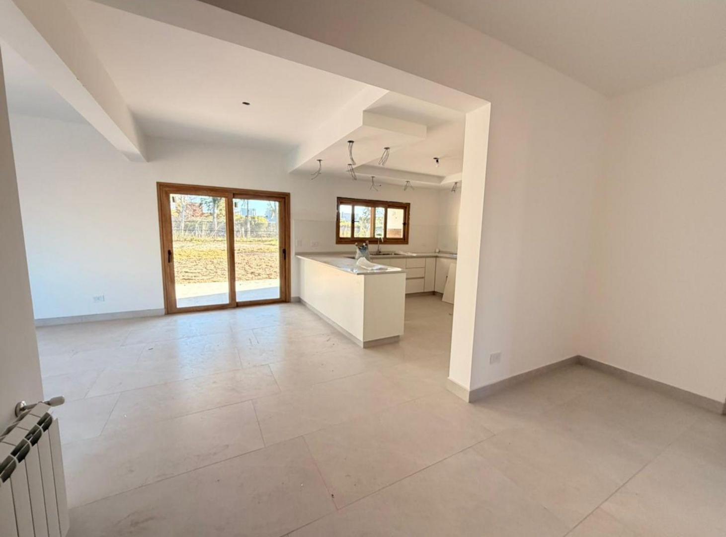 Foto de Venta Casa 5 ambientes, Santa Ana, Villanueva, imagen 5