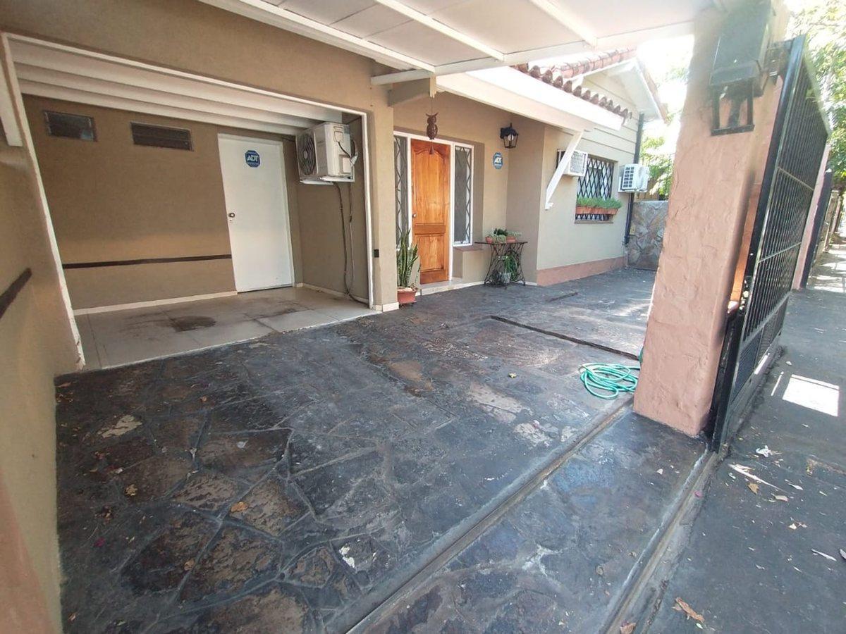Foto de CASA EN VENTA 4 AMBIENTES BOULOGNE CON JARDIN, imagen 3
