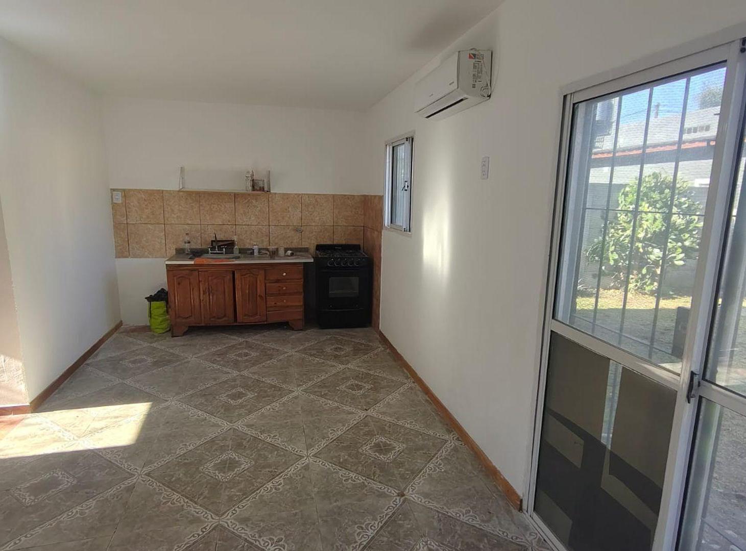 Foto de Alquiler Casa 2 Ambientes Jardín y Cochera Pilar, imagen 5