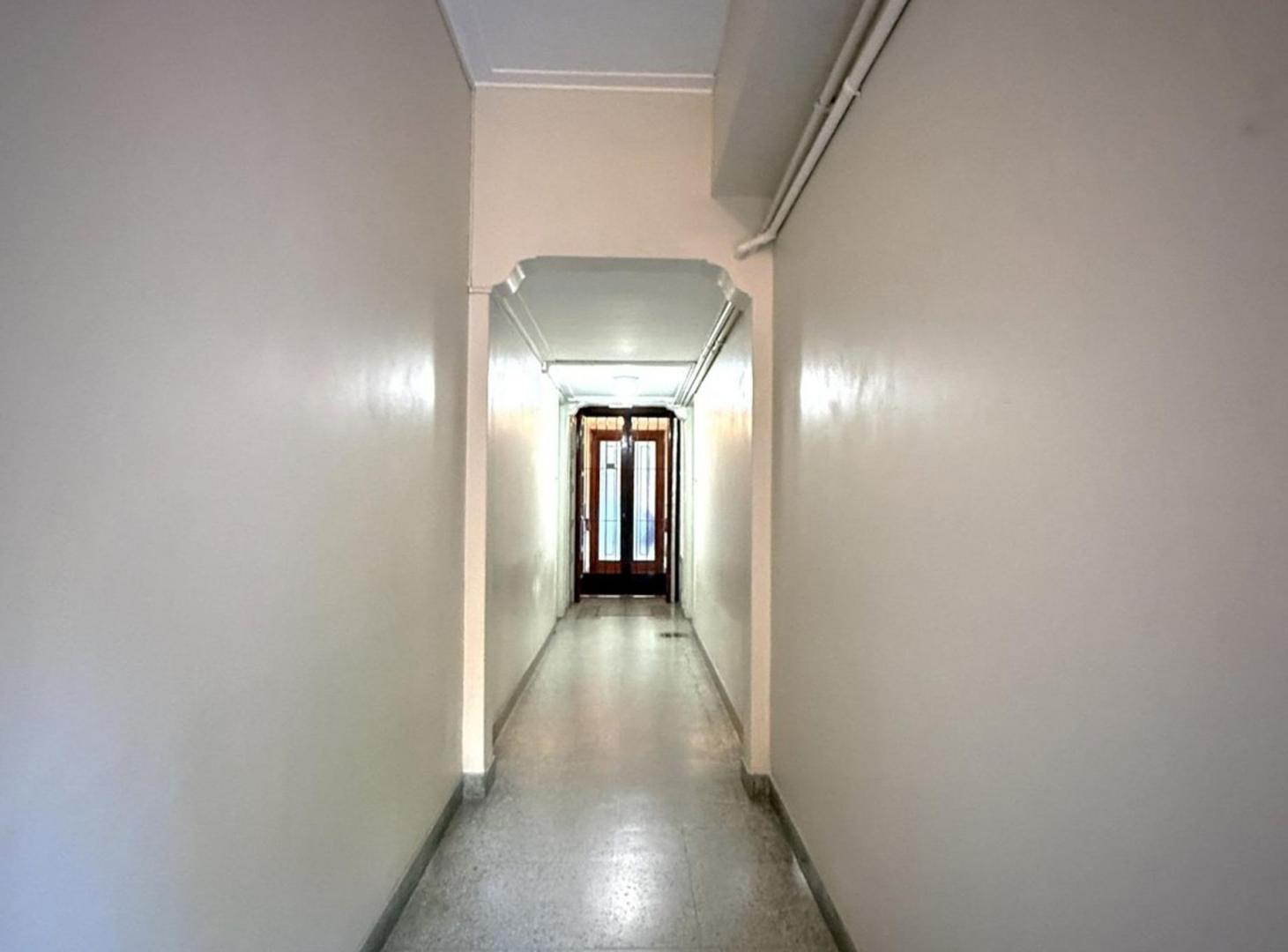 Foto de PH VENTA COLEGIALES 2 AMB CON PATIO- APTO CREDITO, imagen 5