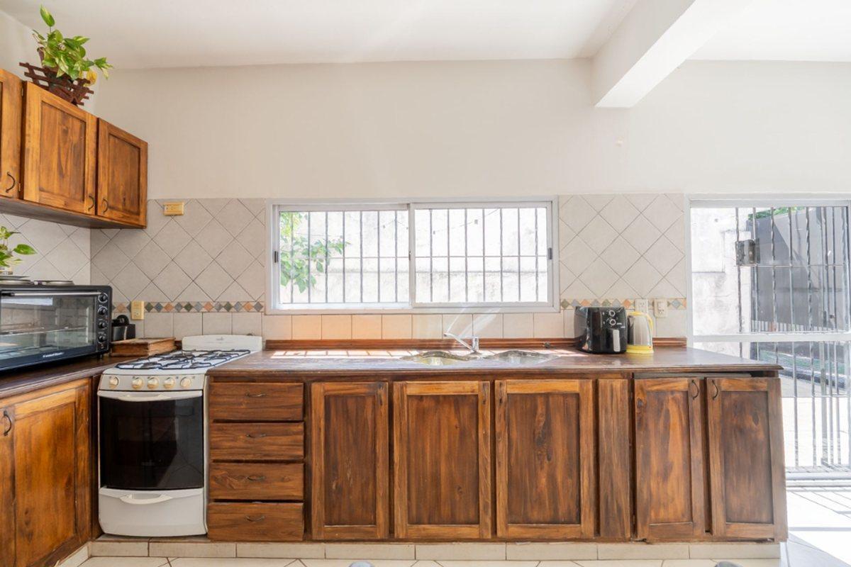 Foto de VENTA PH 4 AMB EN CASTELAR, imagen 3