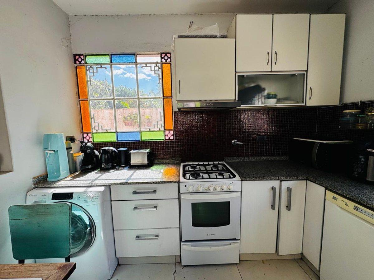Foto de CASA en VENTA en VILLA BALLESTER 4 AMB JARDIN, imagen 4