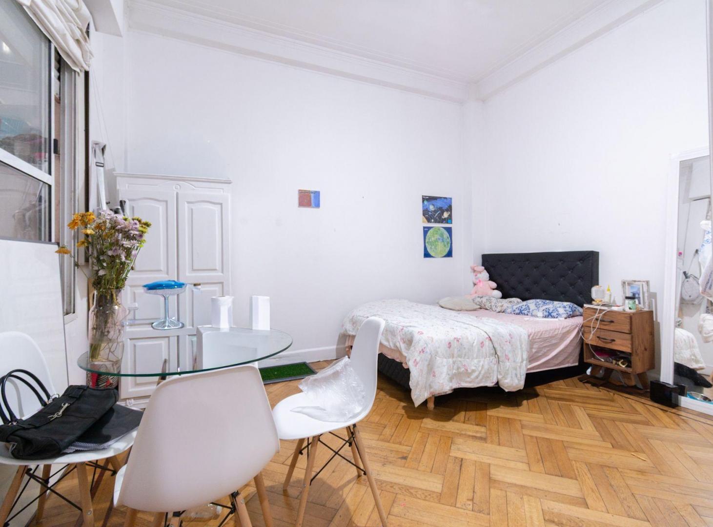 Foto de Venta depto 2 ambientes con patio -San Nicolás, imagen 2