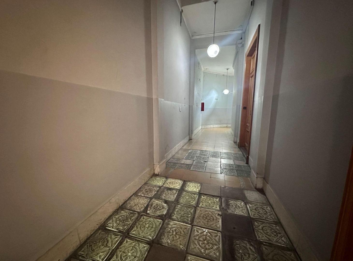 Foto de VENTA DE OFICINA EN MICROCENTRO, imagen 2