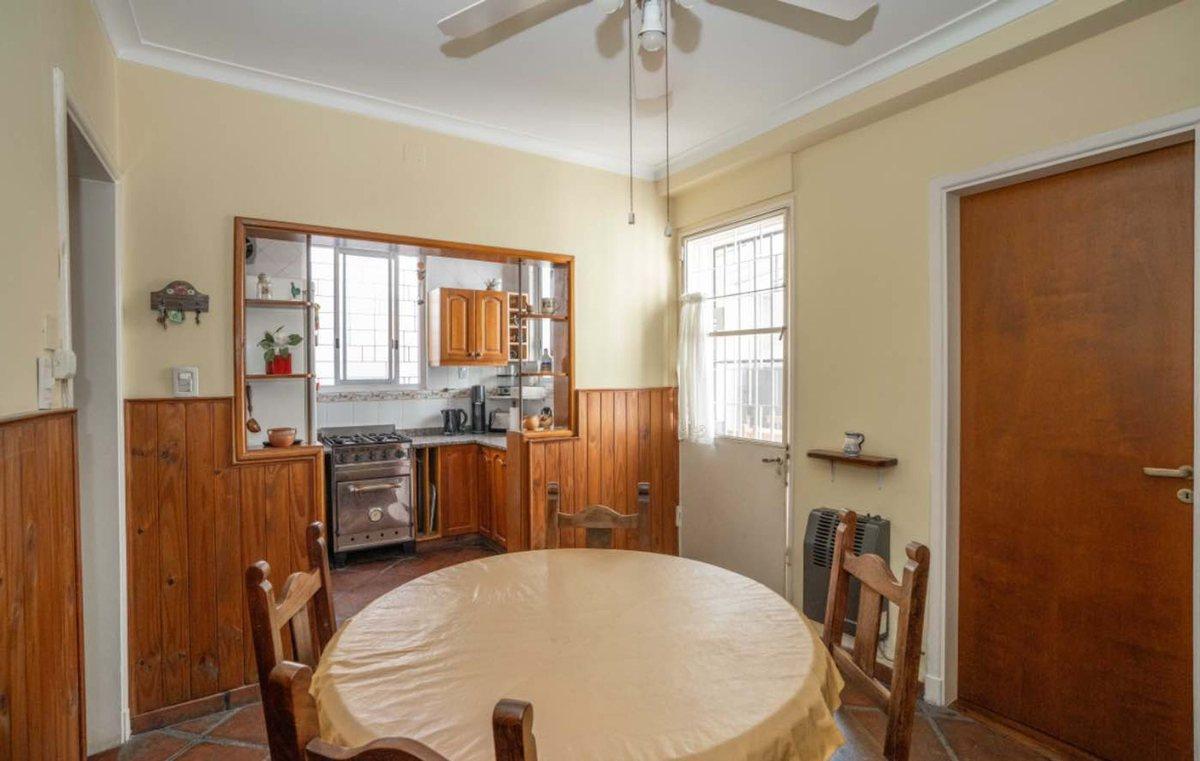 Foto de Casa 5 amb patio/parrilla en venta en Florida Este, imagen 4