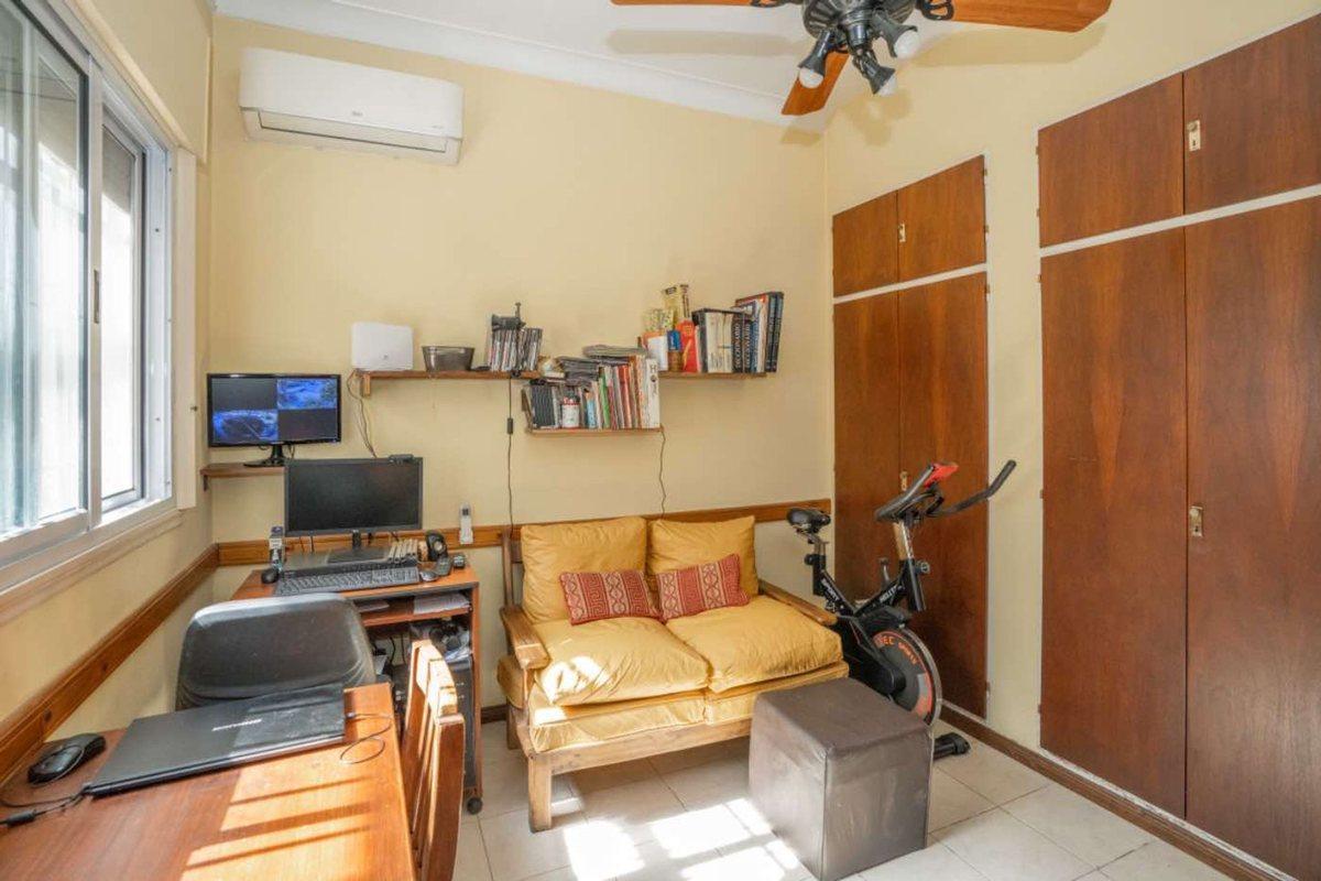 Foto de Casa 5 amb patio/parrilla en venta en Florida Este, imagen 3