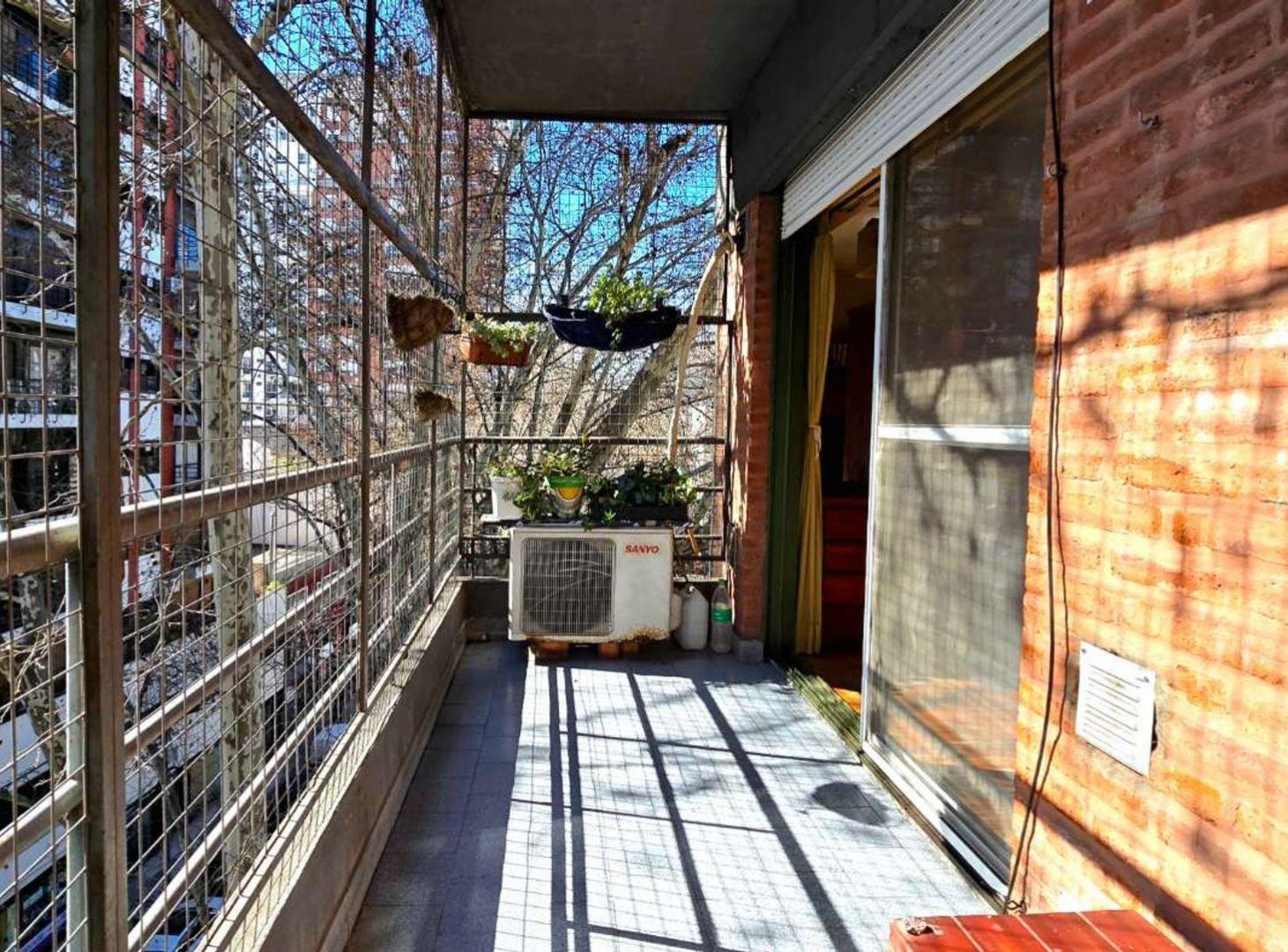 Foto de Departamento de 3 ambientes con balcón en ALMAGRO, imagen 4