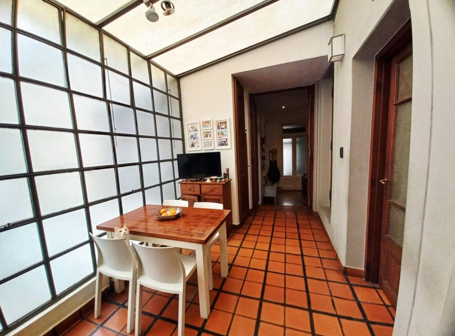 Foto de VENTA PH 5 AMB TERRAZA Y QUINCHO SAN CRISTOBAL, imagen 1