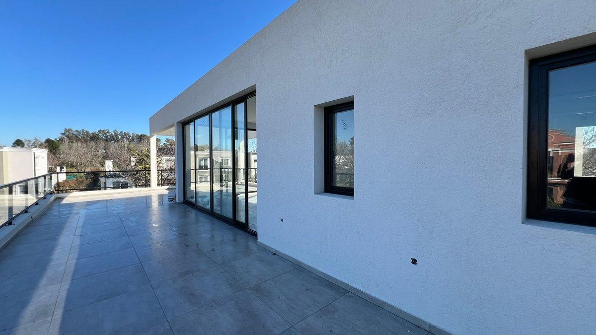 Foto de Venta casa estrenar 6amb Haras Santa Maria Escobar, imagen 4