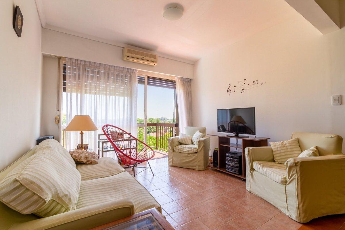 Foto de Venta departamento 4 amb - Con Balcón y Cochera, imagen 3
