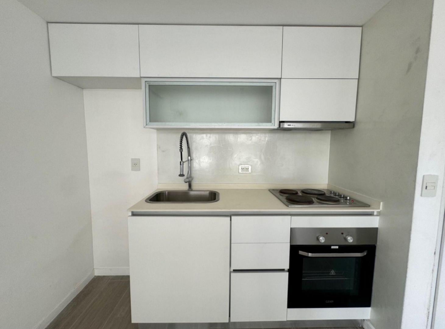 Foto de Departamento en Alquiler 2 amb en Tigre Cochera, imagen 2