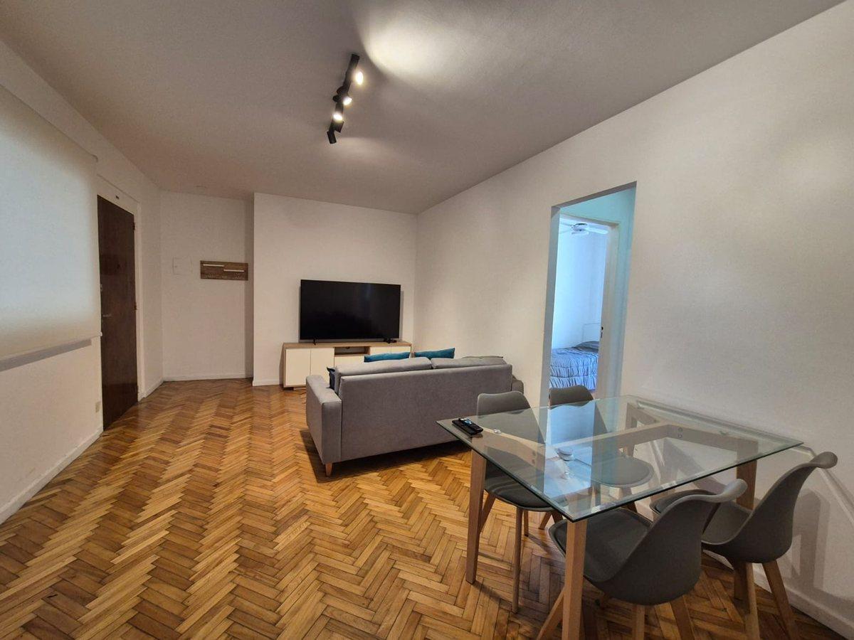 Foto de Alquiler amoblado 3 ambientes con balcón Acassuso, imagen 1