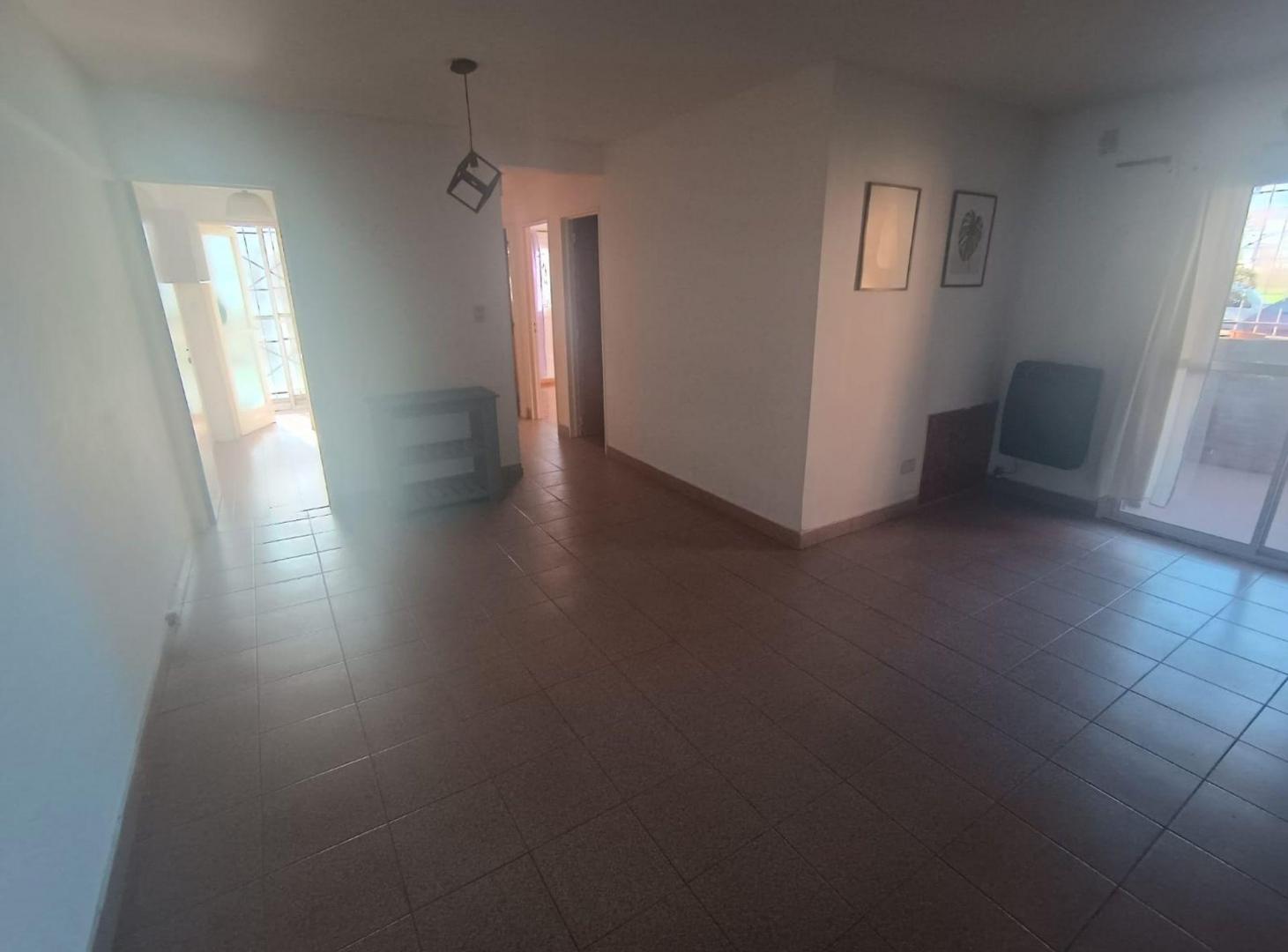 Foto de ALQUILER DEPARTAMENTO 3 AMBIENTES COCHERA EZEIZA, imagen 2