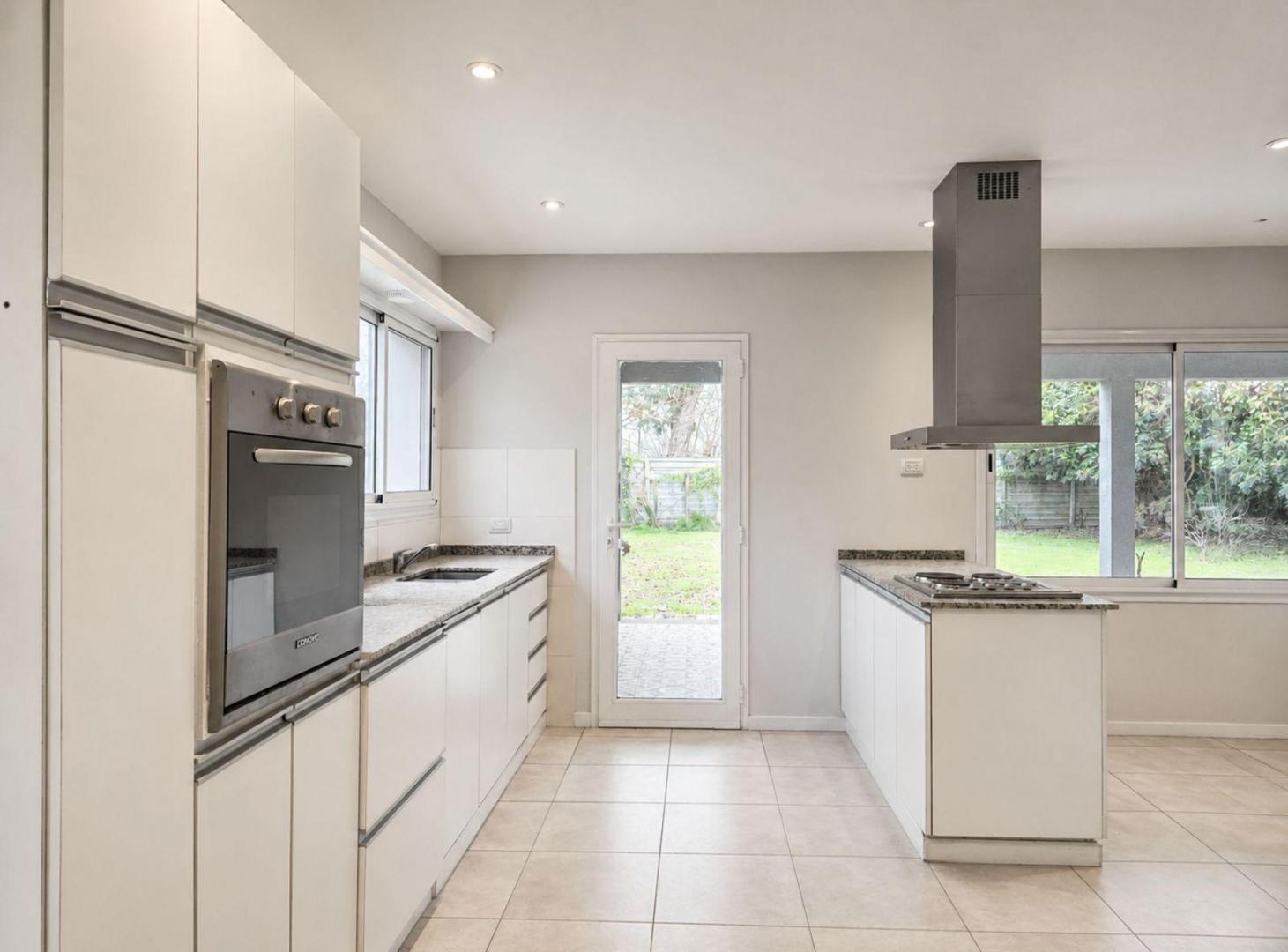 Foto de CASA en VENTA 4 AMB con JARDIN PARRILLA SAN MATIAS, imagen 5